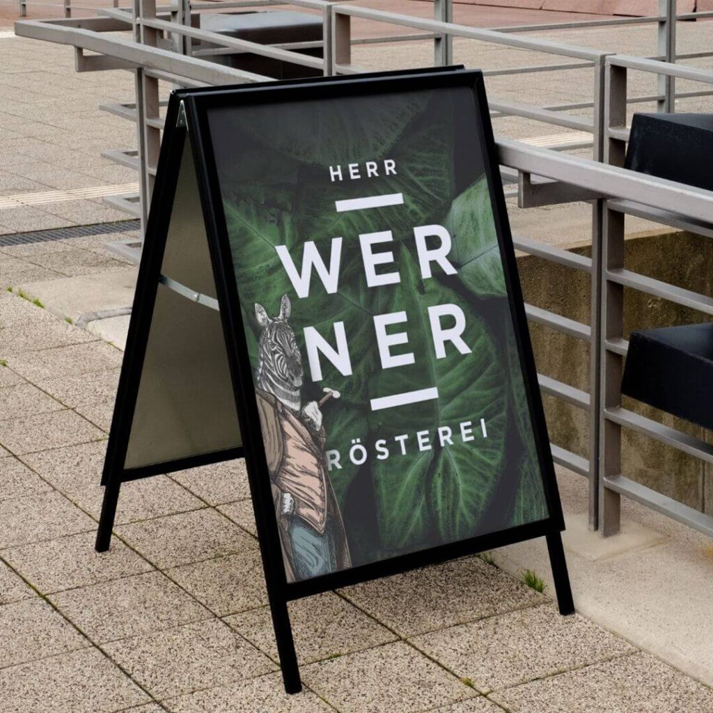Aufsteller mit illustriertem Brandingmotiv und markenstarker Gestaltung als Teil des Packaging Designs entwickelt von Wuger
